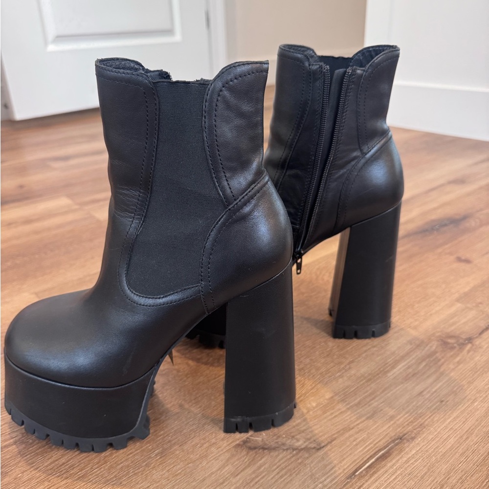 Jeffrey Campbell Black Chunky platform Ankle Boots 8.5